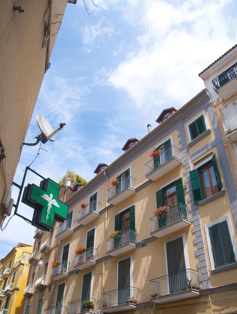 Appartement Tetto Fiorito à Castellammare di Stabia Extérieur photo